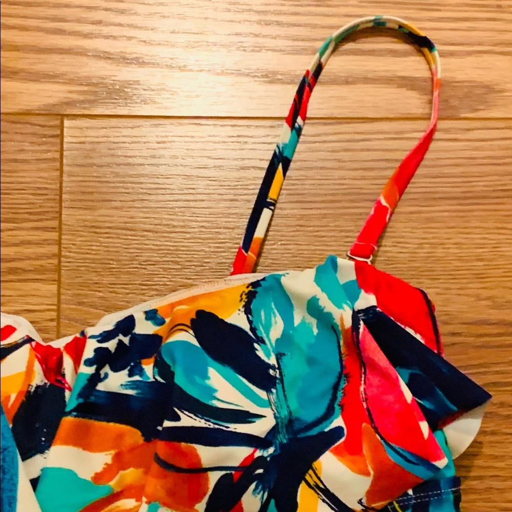 ❌SOLD❌Catalina Tankini Bathing Suit Top - Picture 2 of 11